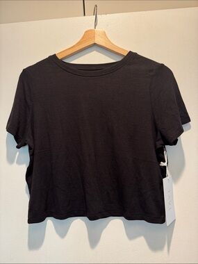 Tavi Ribbed Black Short-Sleeve Crop Tee
